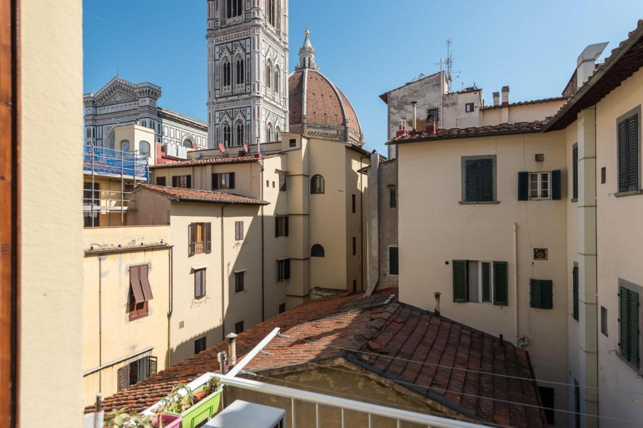 Charming 2Bed Apartment Overlooking Duomo - Hosted By Sweetstay Florence Exterior photo