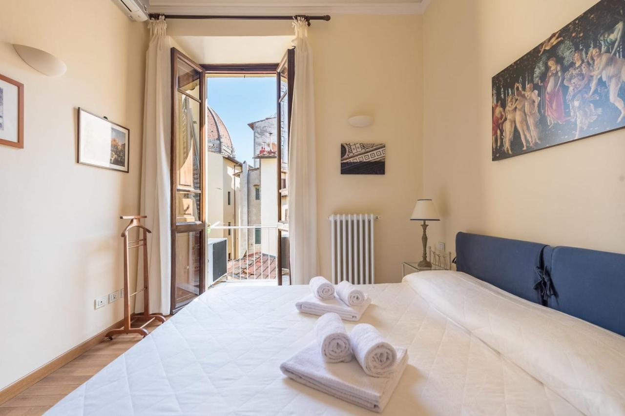 Charming 2Bed Apartment Overlooking Duomo - Hosted By Sweetstay Florence Exterior photo