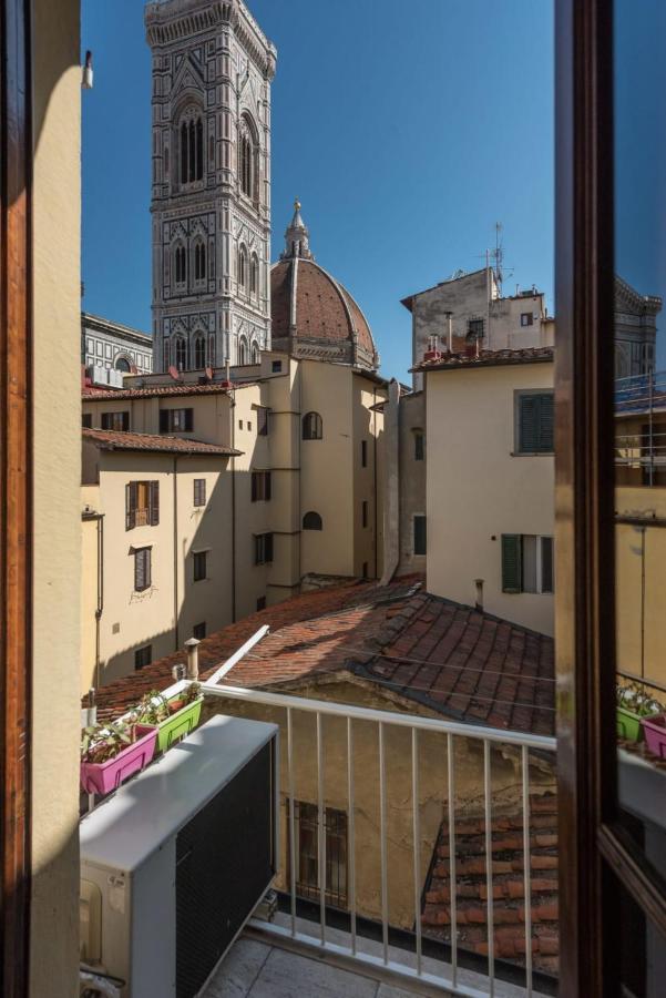 Charming 2Bed Apartment Overlooking Duomo - Hosted By Sweetstay Florence Exterior photo