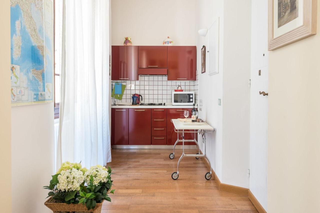 Charming 2Bed Apartment Overlooking Duomo - Hosted By Sweetstay Florence Exterior photo