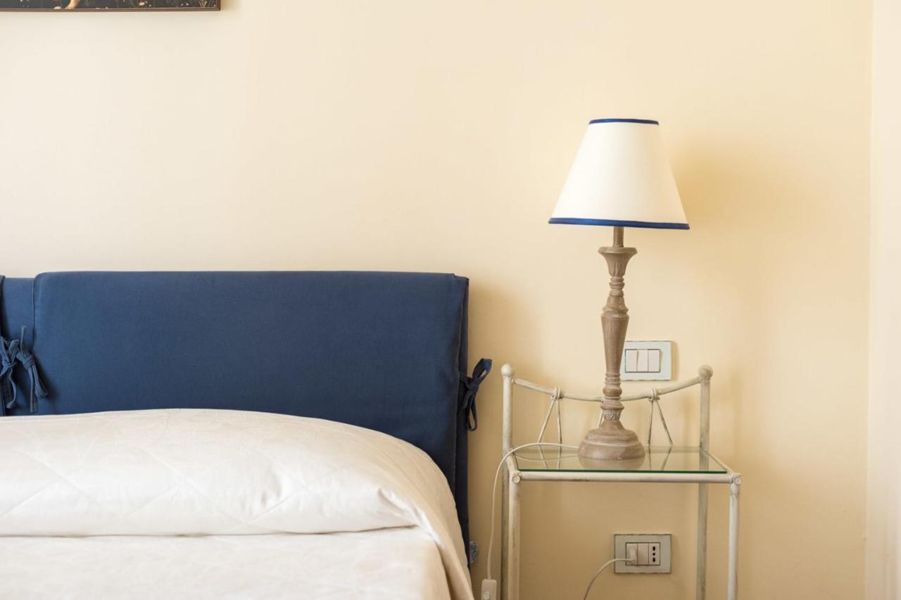 Charming 2Bed Apartment Overlooking Duomo - Hosted By Sweetstay Florence Exterior photo