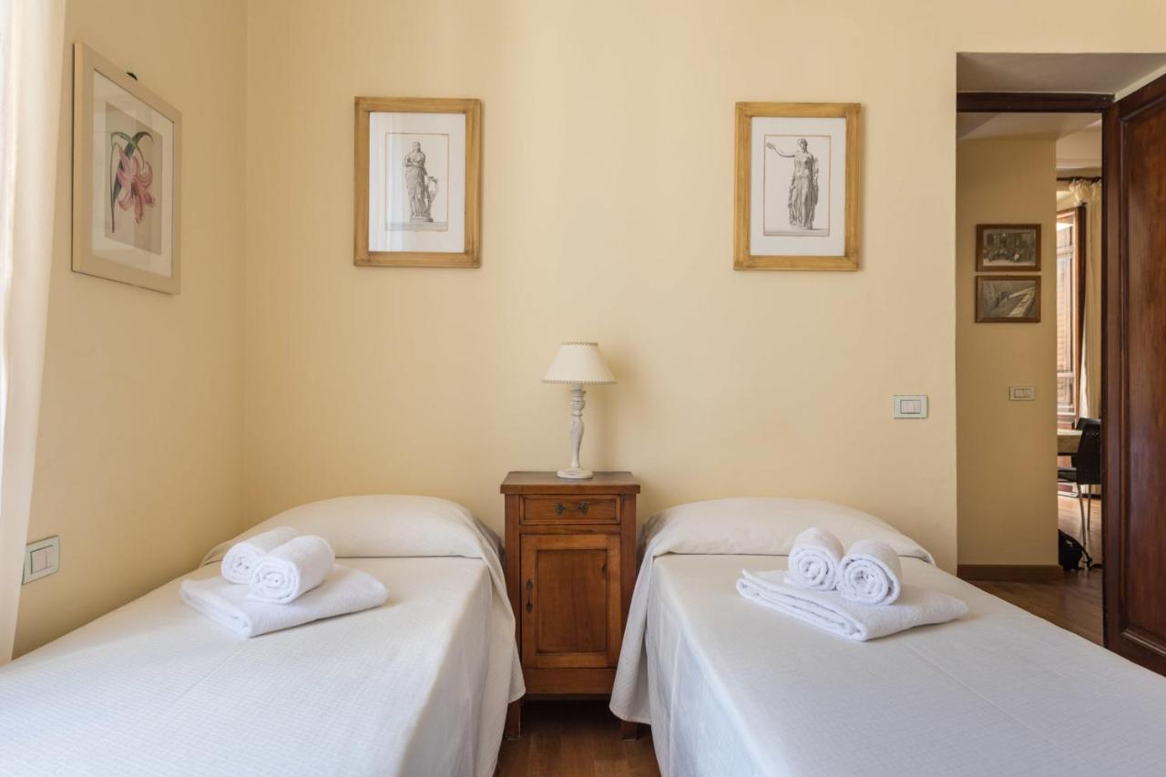 Charming 2Bed Apartment Overlooking Duomo - Hosted By Sweetstay Florence Exterior photo